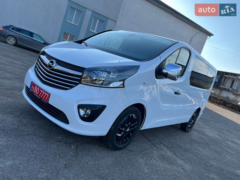 Opel Vivaro 2016
