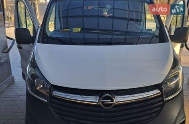 Минивэн Opel Vivaro 2015 в Миргороде