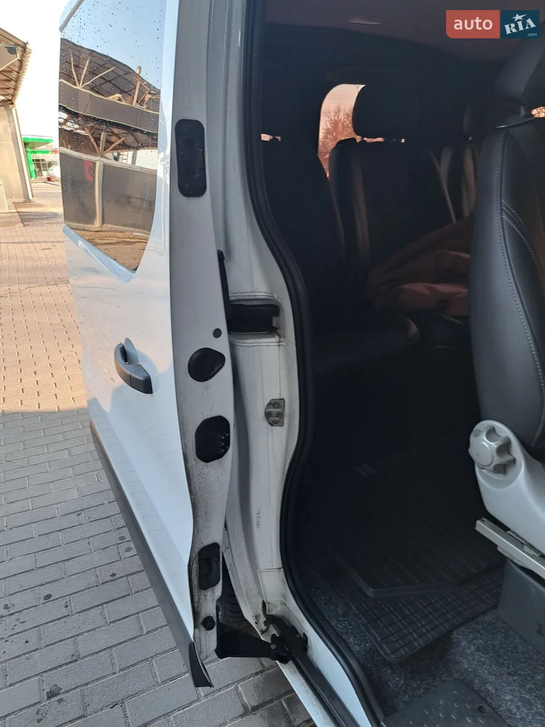 2015 Opel Vivaro - мініатюра 23