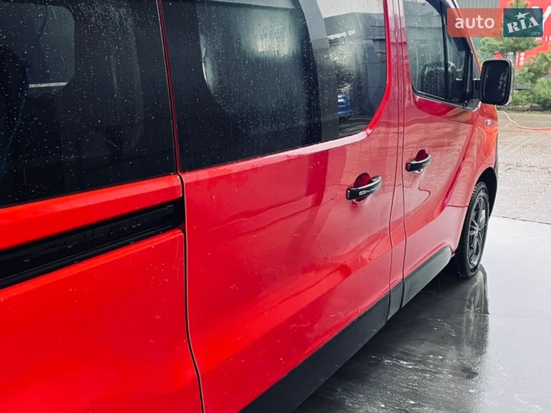 Мінівен Opel Vivaro 2014 в Яготині
