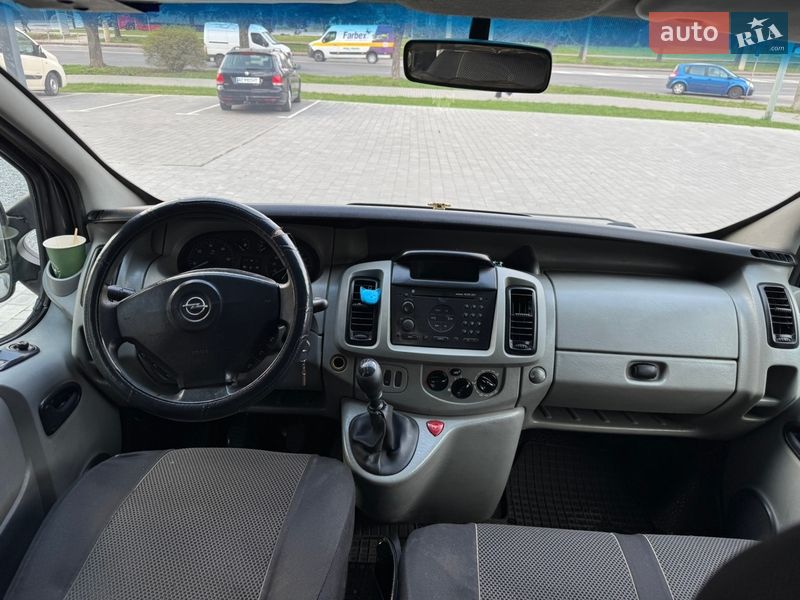 Мінівен Opel Vivaro 2003 в Луцьку