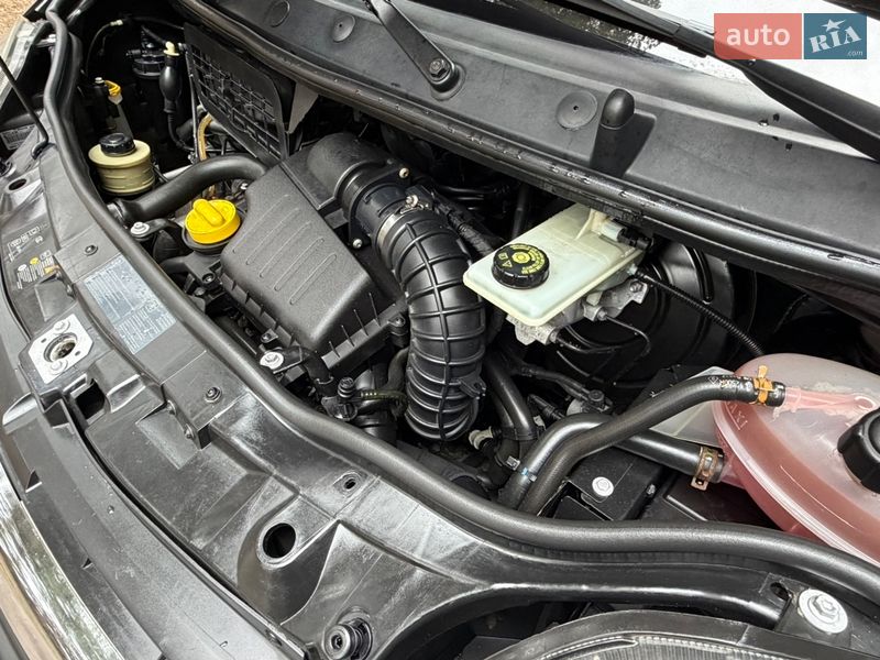 Минивэн Opel Vivaro 2014 в Киеве фото 38 Минивэн Opel Vivaro 2014 в Киеве