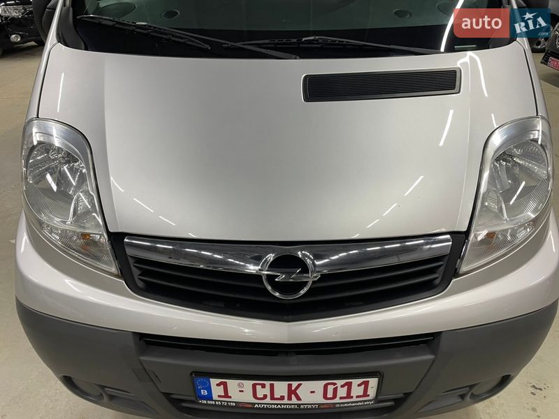 Мінівен Opel Vivaro 2012 в Стрию