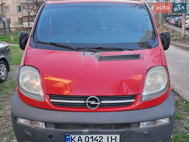 Opel Vivaro 2004