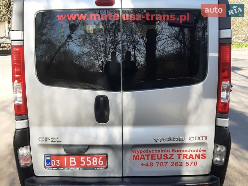 Мінівен Opel Vivaro 2011 в Полтаві