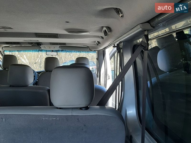 Мінівен Opel Vivaro 2011 в Полтаві