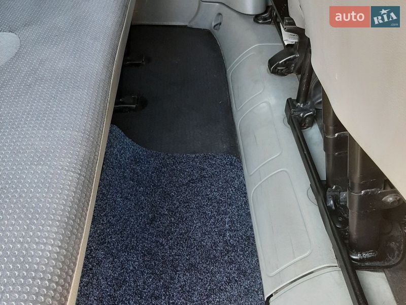 Мінівен Opel Vivaro 2011 в Полтаві