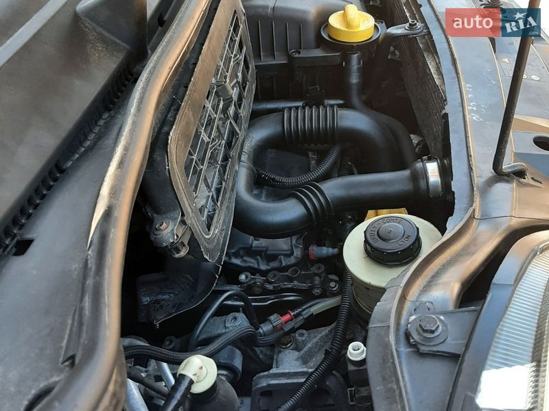 Мінівен Opel Vivaro 2011 в Полтаві