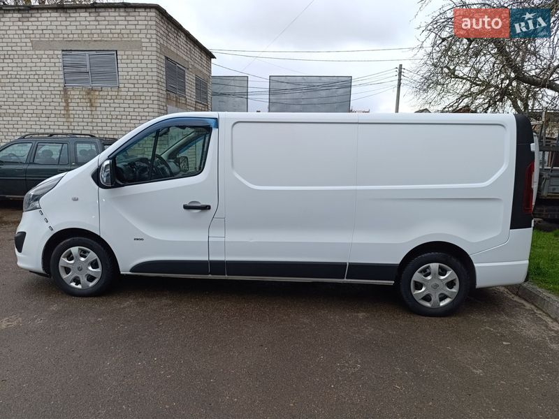 Грузовой фургон Opel Vivaro 2014 в Житомире