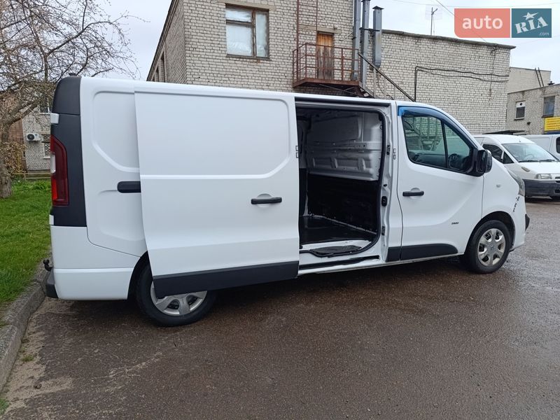 Грузовой фургон Opel Vivaro 2014 в Житомире