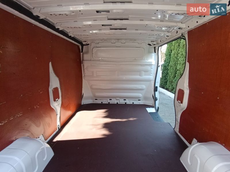 Вантажний фургон Opel Vivaro 2013 в Василькові