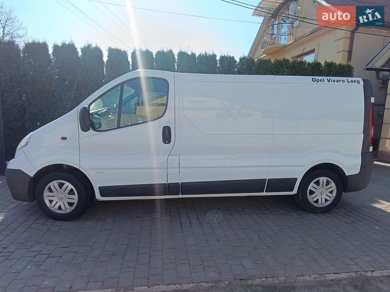 Вантажний фургон Opel Vivaro 2013 в Василькові