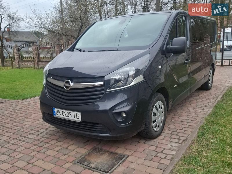Opel Vivaro 2015