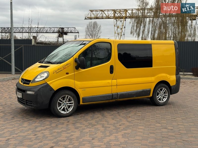 Вантажопасажирський фургон Opel Vivaro 2004 в Києві фото 2 Вантажопасажирський фургон Opel Vivaro 2004 в Києві