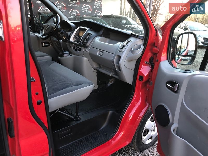 Грузопассажирский фургон Opel Vivaro 2013 в Ивано-Франковске фото 16 Грузопассажирский фургон Opel Vivaro 2013 в Ивано-Франковске