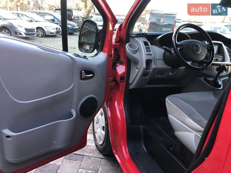 Грузопассажирский фургон Opel Vivaro 2013 в Ивано-Франковске фото 21 Грузопассажирский фургон Opel Vivaro 2013 в Ивано-Франковске