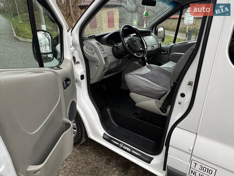 Минивэн Opel Vivaro 2012 в Черновцах фото 11 Минивэн Opel Vivaro 2012 в Черновцах