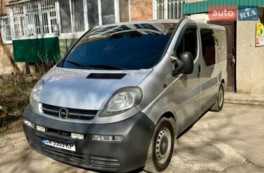 Мінівен Opel Vivaro 2006 в Дніпрі