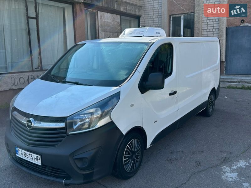 Вантажний фургон Opel Vivaro 2015 в Черкасах
