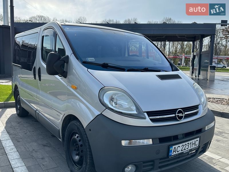 Минивэн Opel Vivaro 2002 в Луцке