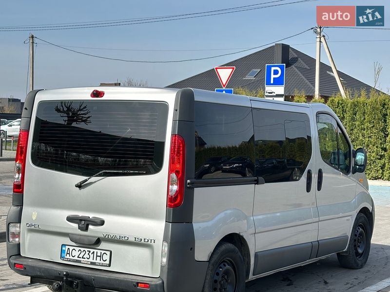 Минивэн Opel Vivaro 2002 в Луцке