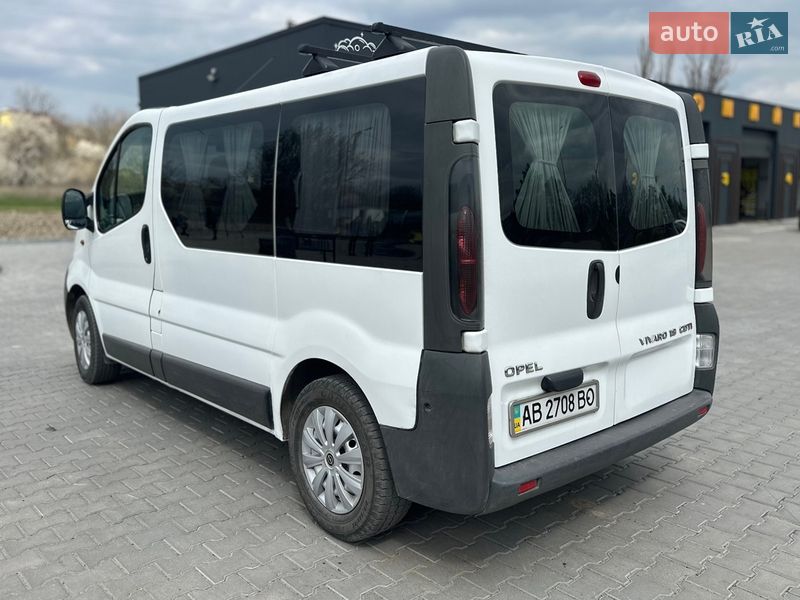 Минивэн Opel Vivaro 2006 в Ямполе