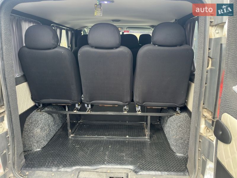 Минивэн Opel Vivaro 2006 в Ямполе