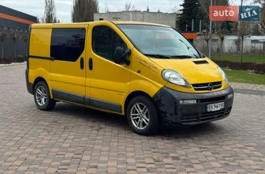 Минивэн Opel Vivaro 2004 в Смеле