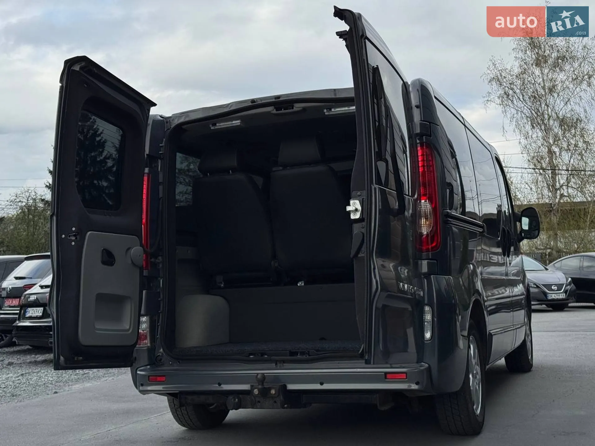 2010 Opel Vivaro - мініатюра 41