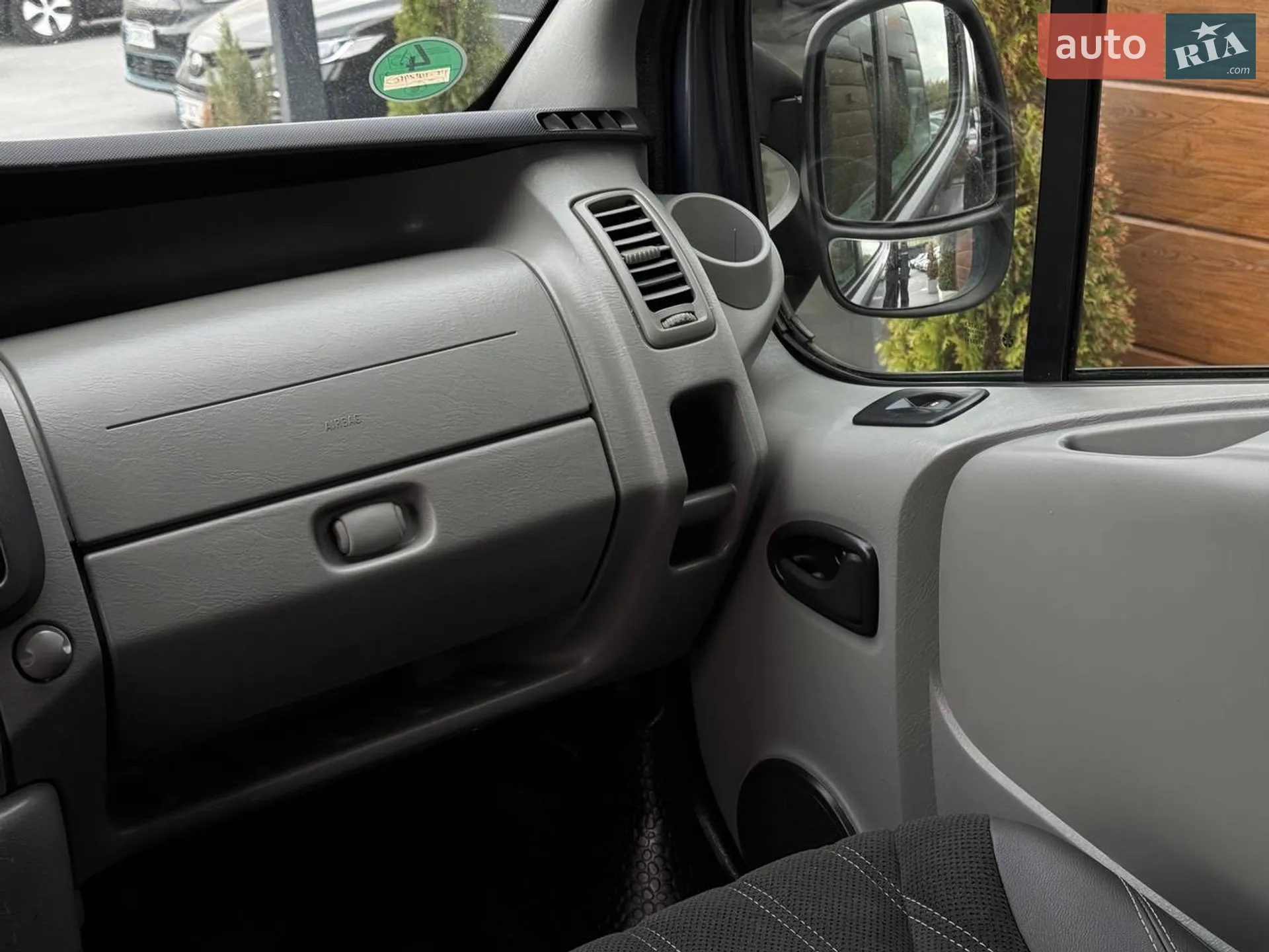2010 Opel Vivaro - мініатюра 52