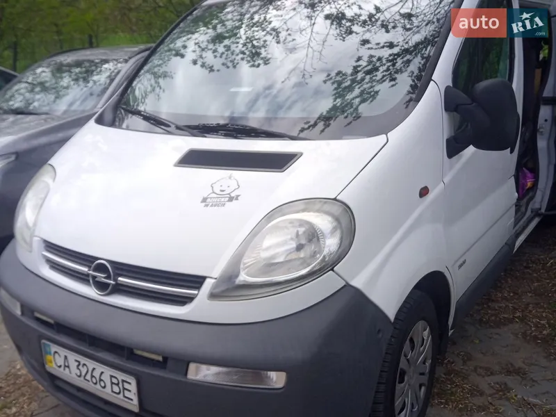 Opel Vivaro 2004