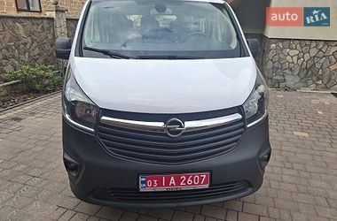 Мінівен Opel Vivaro 2017 в Костопілі