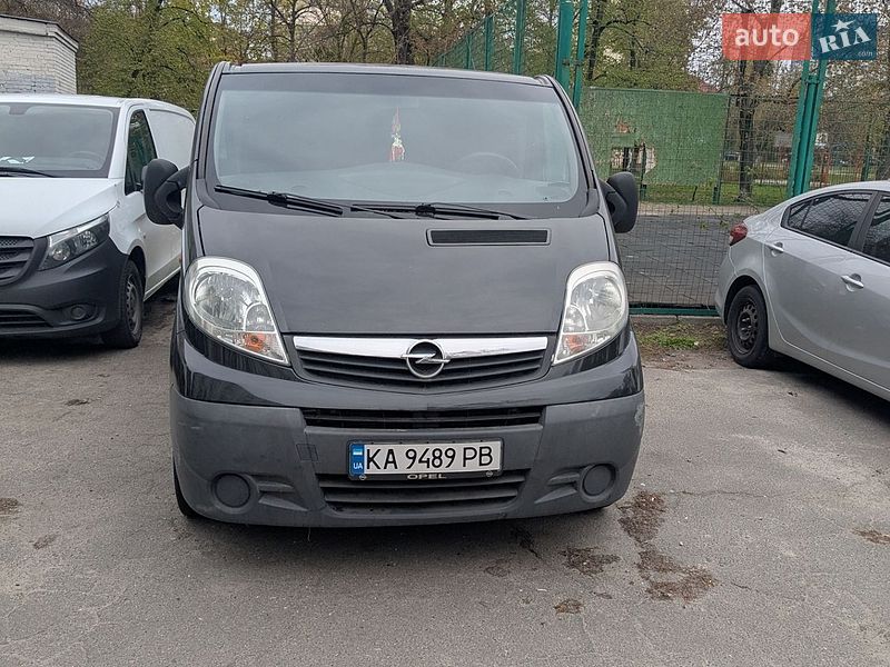 Opel Vivaro 2012