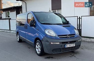 Мінівен Opel Vivaro 2002 в Рівному