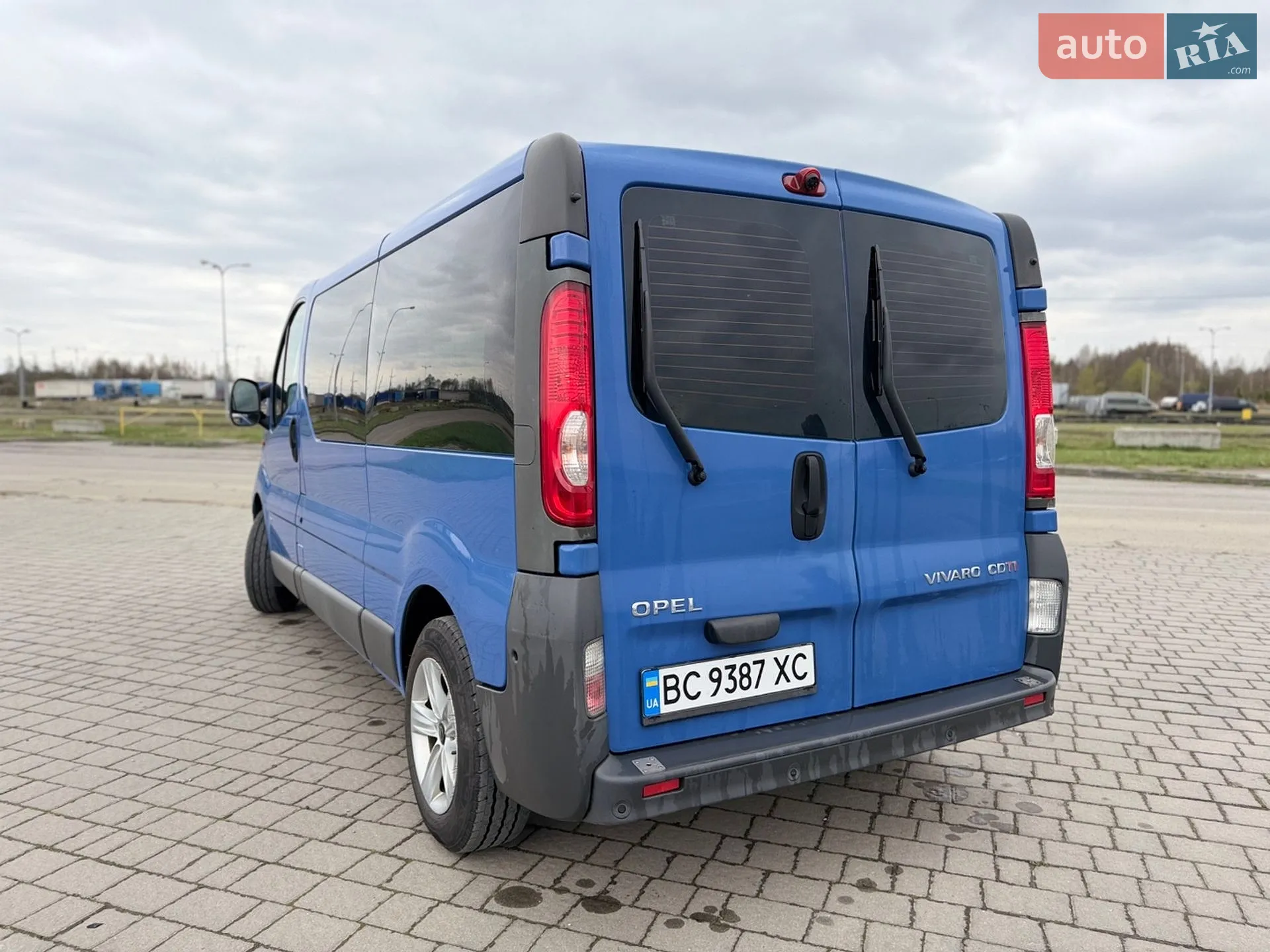 2010 Opel Vivaro - мініатюра 19