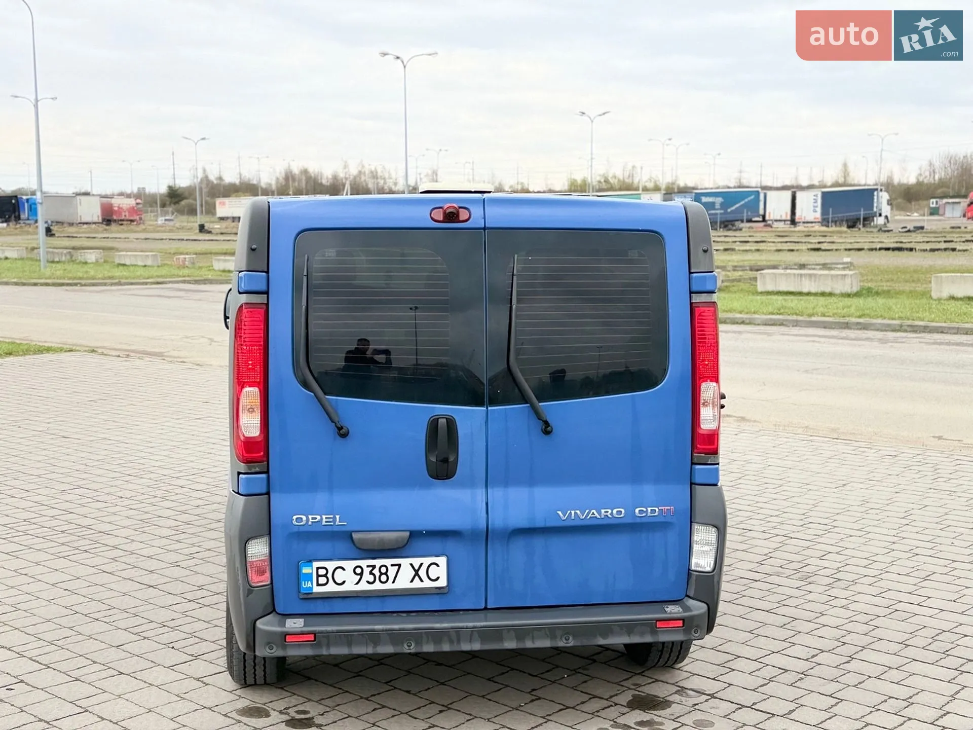 2010 Opel Vivaro - мініатюра 21