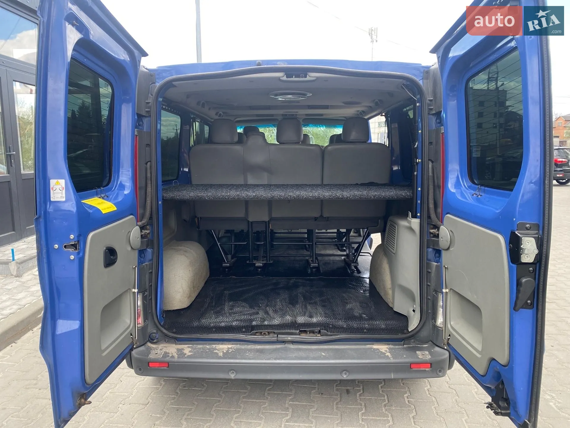 2010 Opel Vivaro - мініатюра 46
