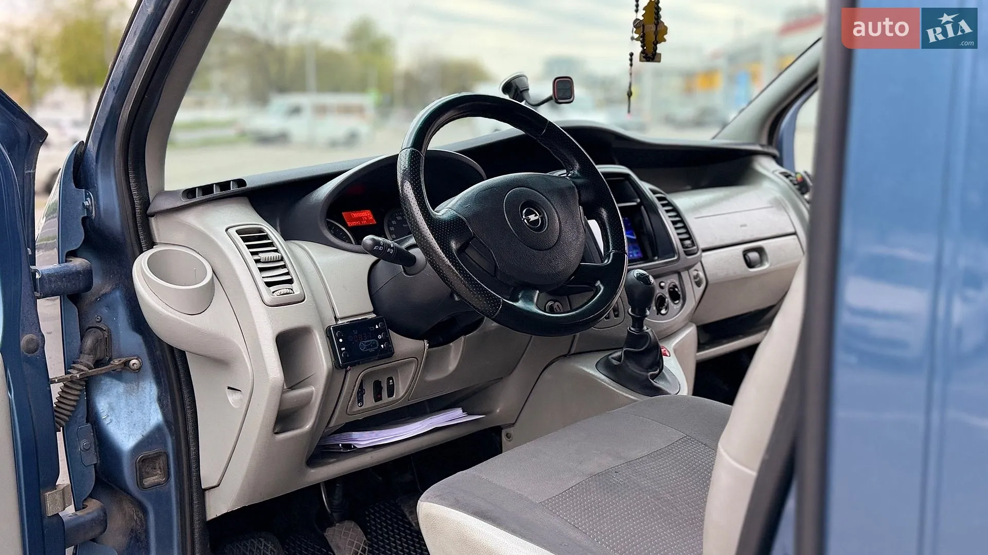 2010 Opel Vivaro - мініатюра 37