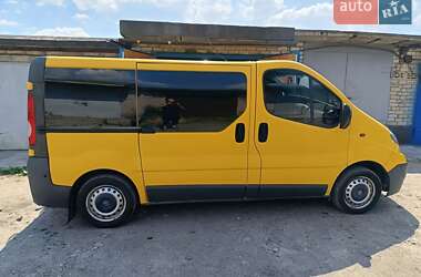 Мінівен Opel Vivaro 2006 в Кривому Розі