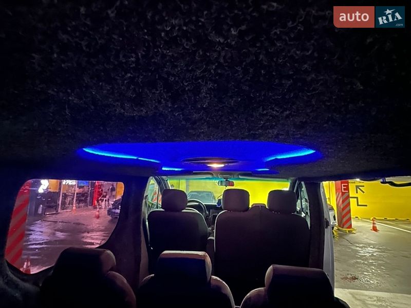 Минивэн Opel Vivaro 2005 в Львове