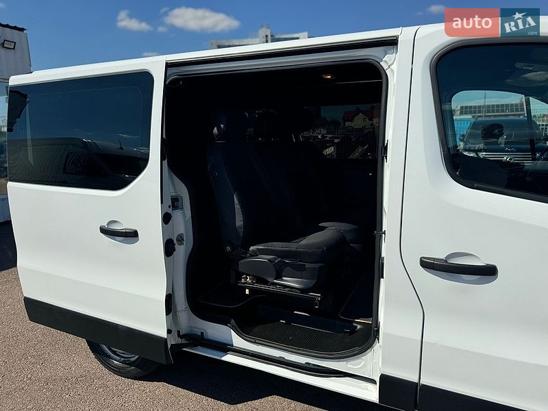 Минивэн Opel Vivaro 2018 в Киеве фото 23 Минивэн Opel Vivaro 2018 в Киеве