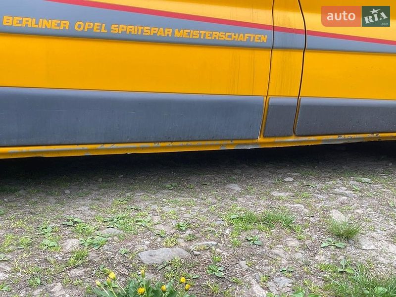 Мінівен Opel Vivaro 2008 в Івано-Франківську