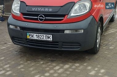 Грузовой фургон Opel Vivaro 2002 в Подволочиске