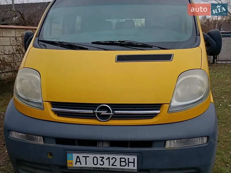 Opel Vivaro 2004