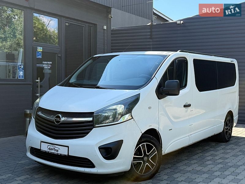 Opel Vivaro 2015 Opel Vivaro 2015