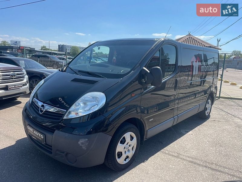 Opel Vivaro 2012