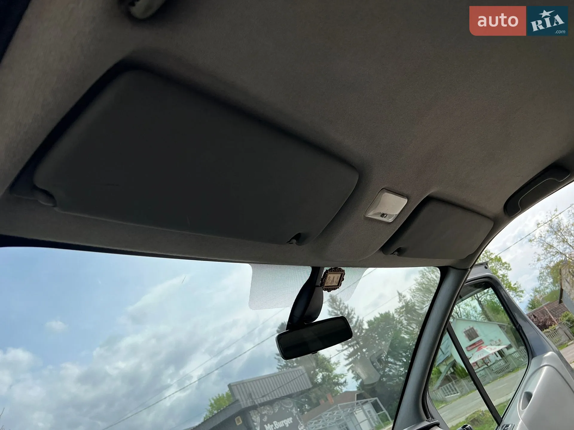 2010 Opel Vivaro - мініатюра 41