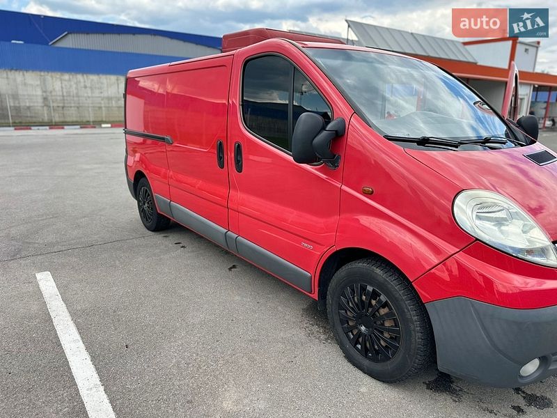 Opel Vivaro 2011