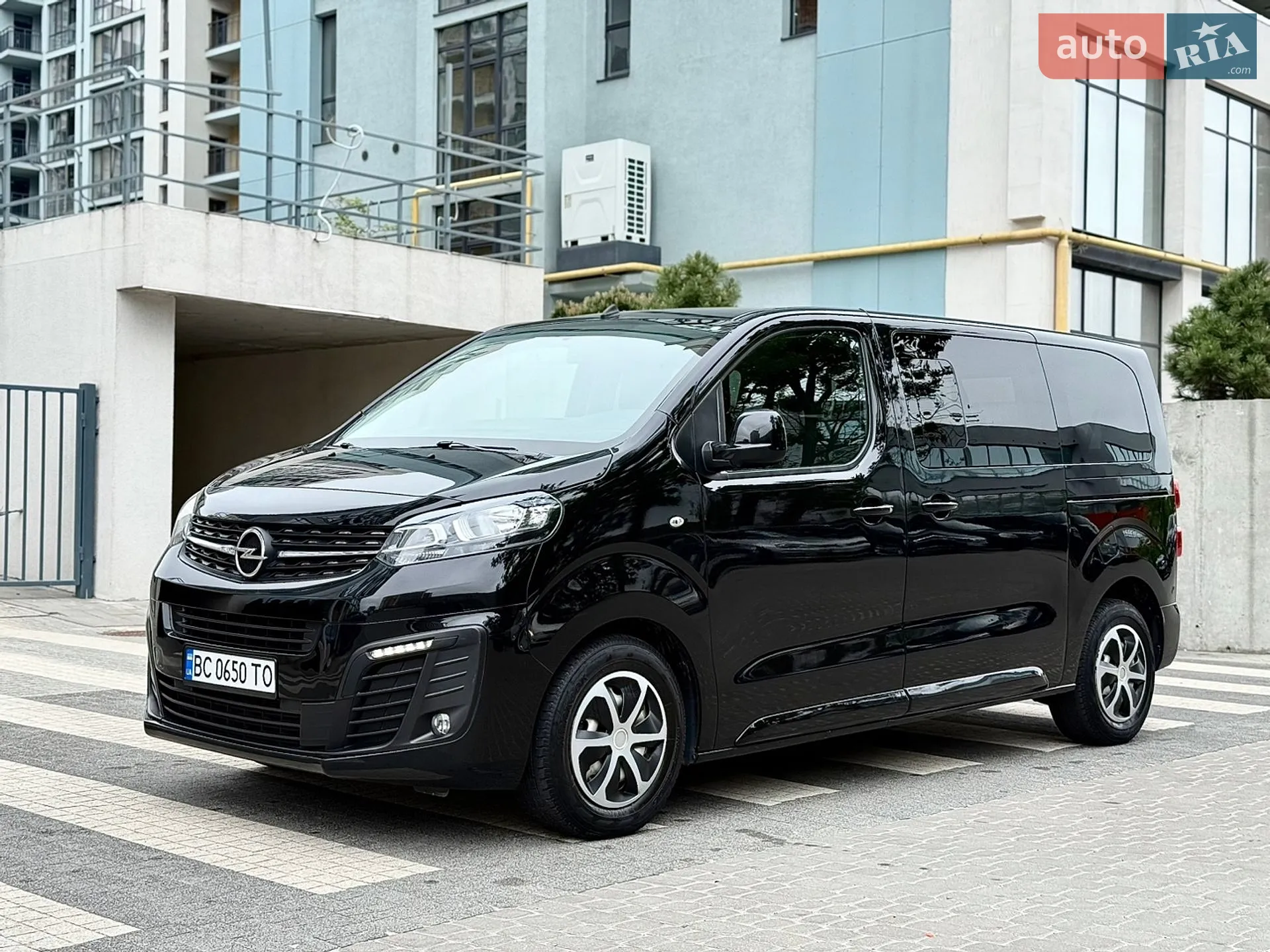 2021 Opel Vivaro - мініатюра 19