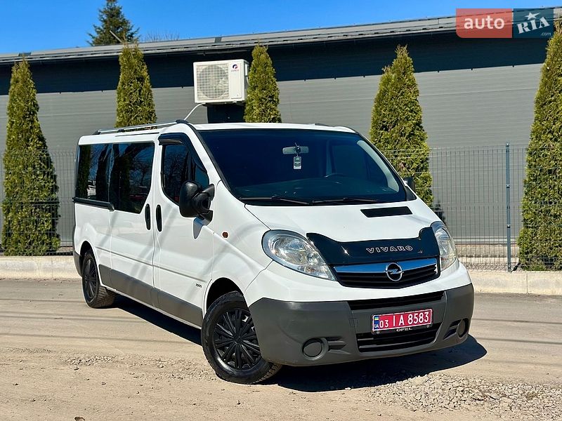 Минивэн Opel Vivaro 2008 в Виннице